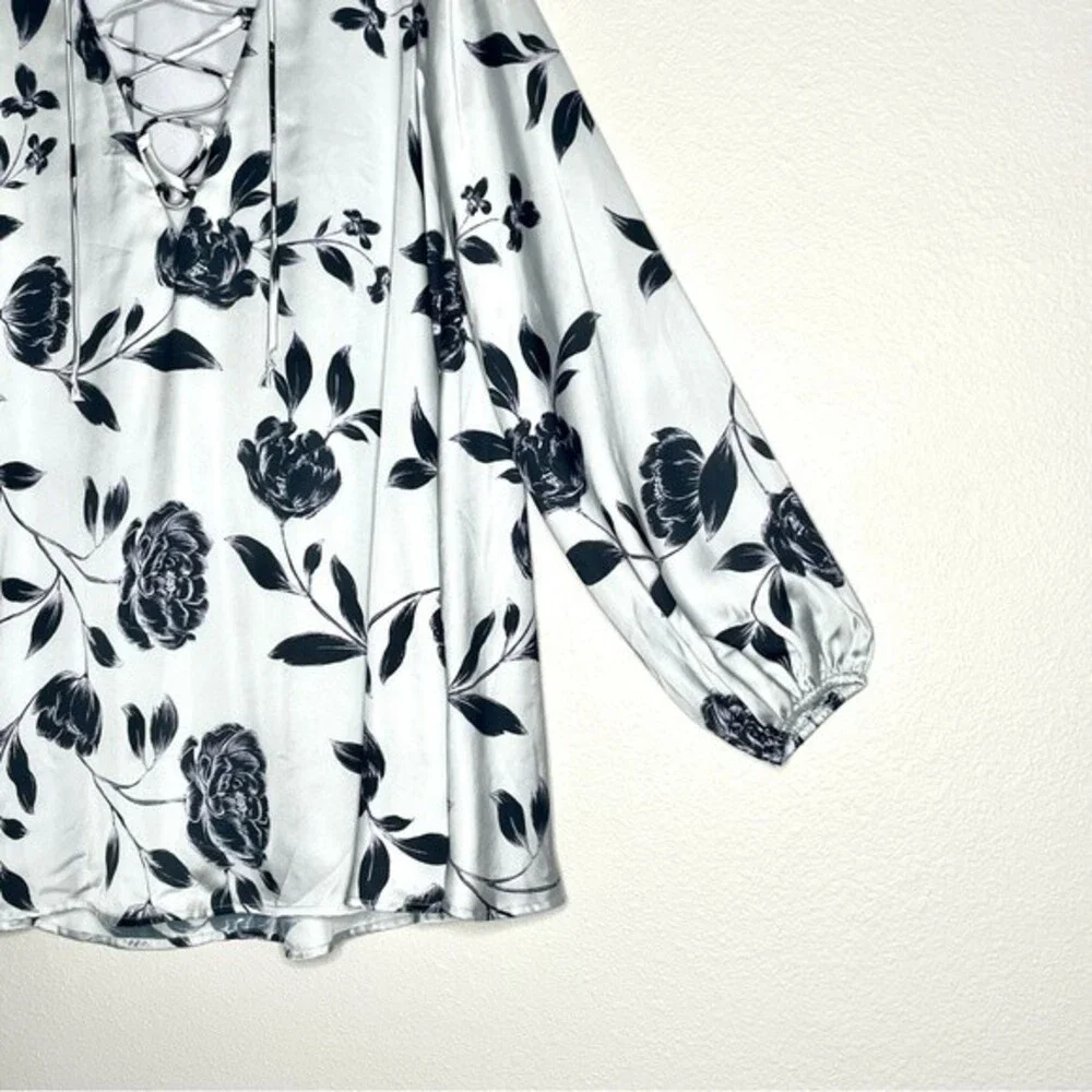 Show Me Your MuMu NWOT Thunderbird Dress S - Picture 6 of 9